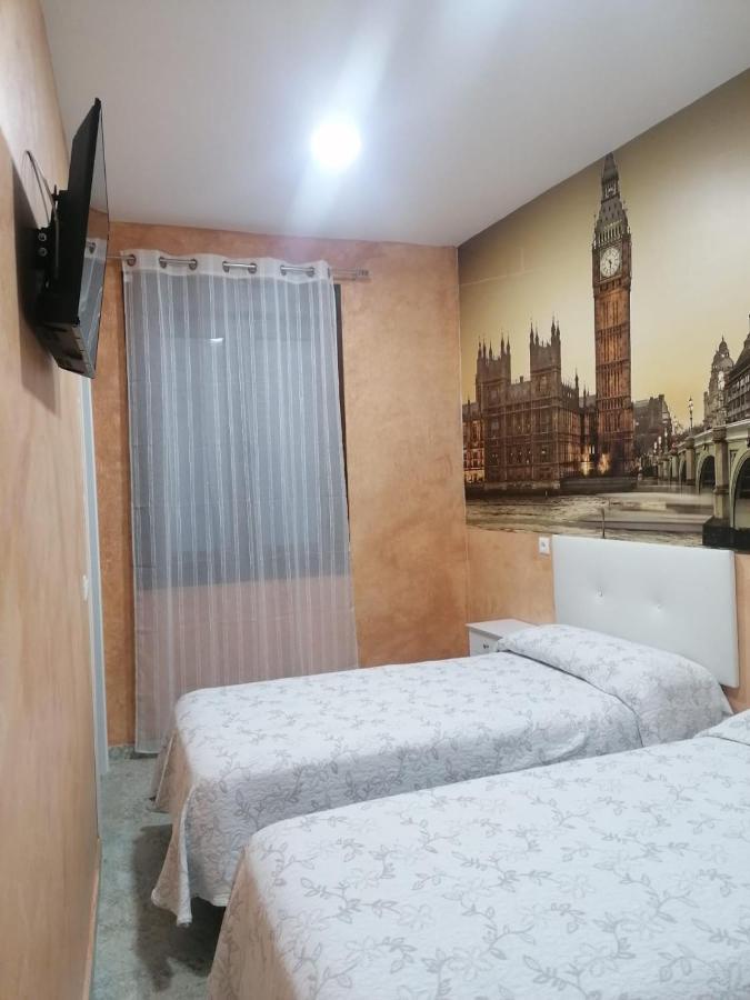Hostal Restaurante Casa Isabel Gamonal Ngoại thất bức ảnh
